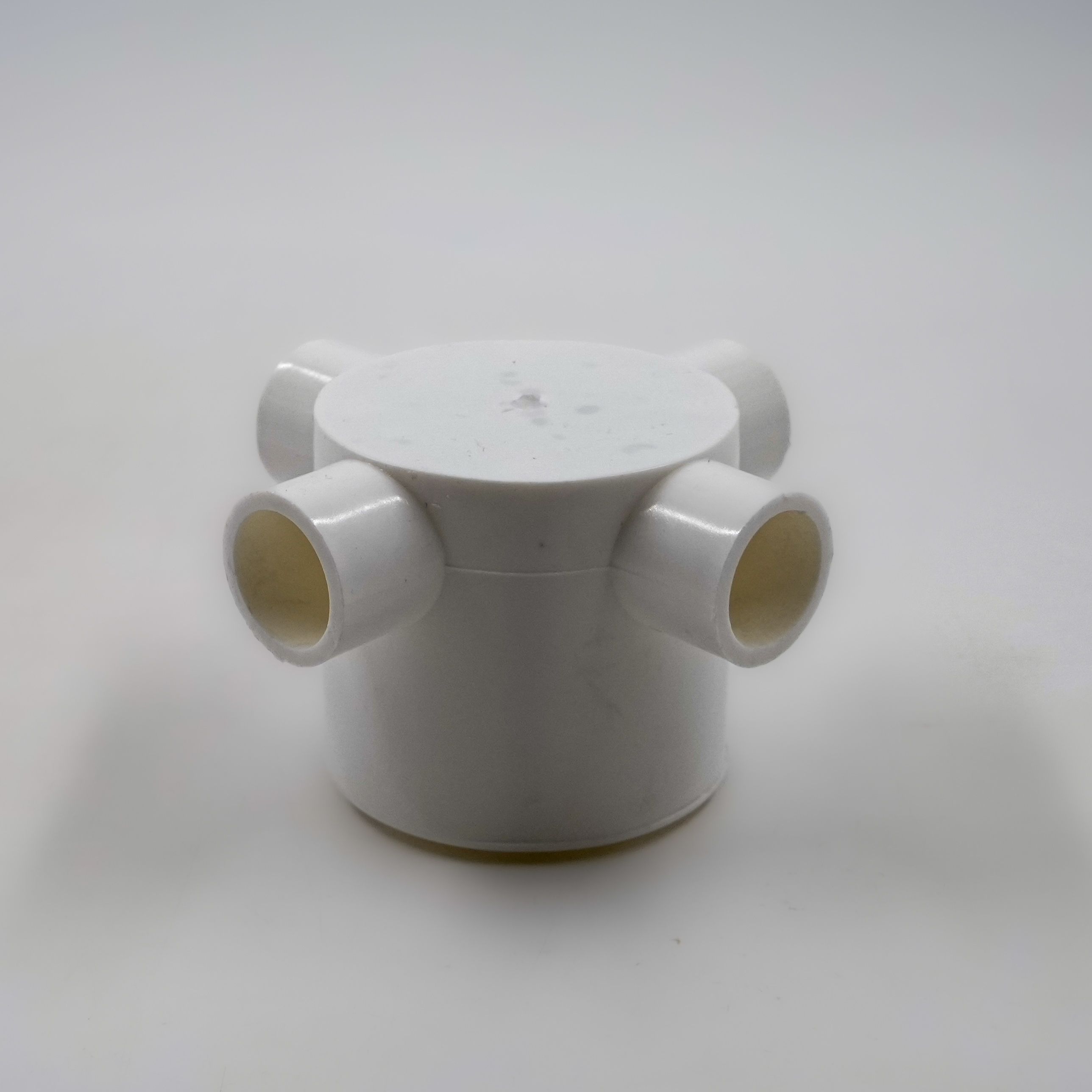 JRB Suppreme - 19Mm Conduit Deep Junction Box 4 Way (White)